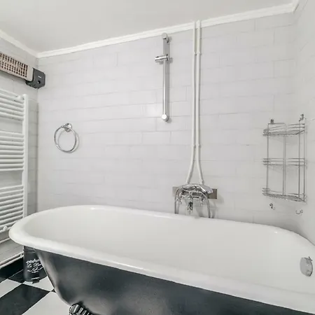 公寓 Beautiful Apartment In The Heart Of Thessaloniki