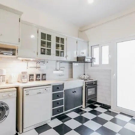 Beautiful Apartment In The Heart Of Thessaloniki *