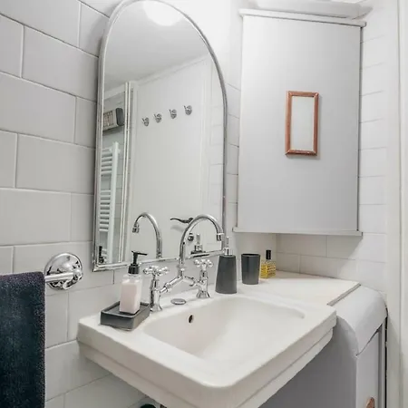 Beautiful Apartment In The Heart Of Thessaloniki 塞萨洛尼基